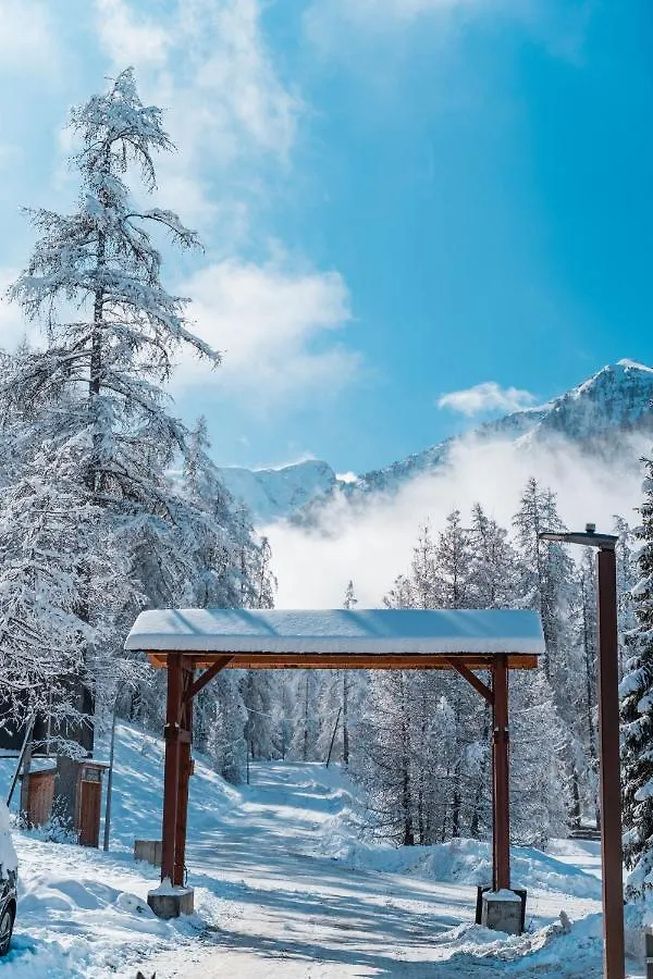 Chalet neuf au Domaine du Loup blanc Les Orres