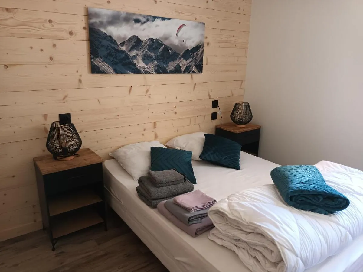Chalet neuf au Domaine du Loup blanc Les Orres