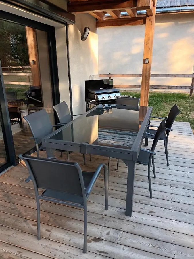 Chalet neuf au Domaine du Loup blanc Les Orres